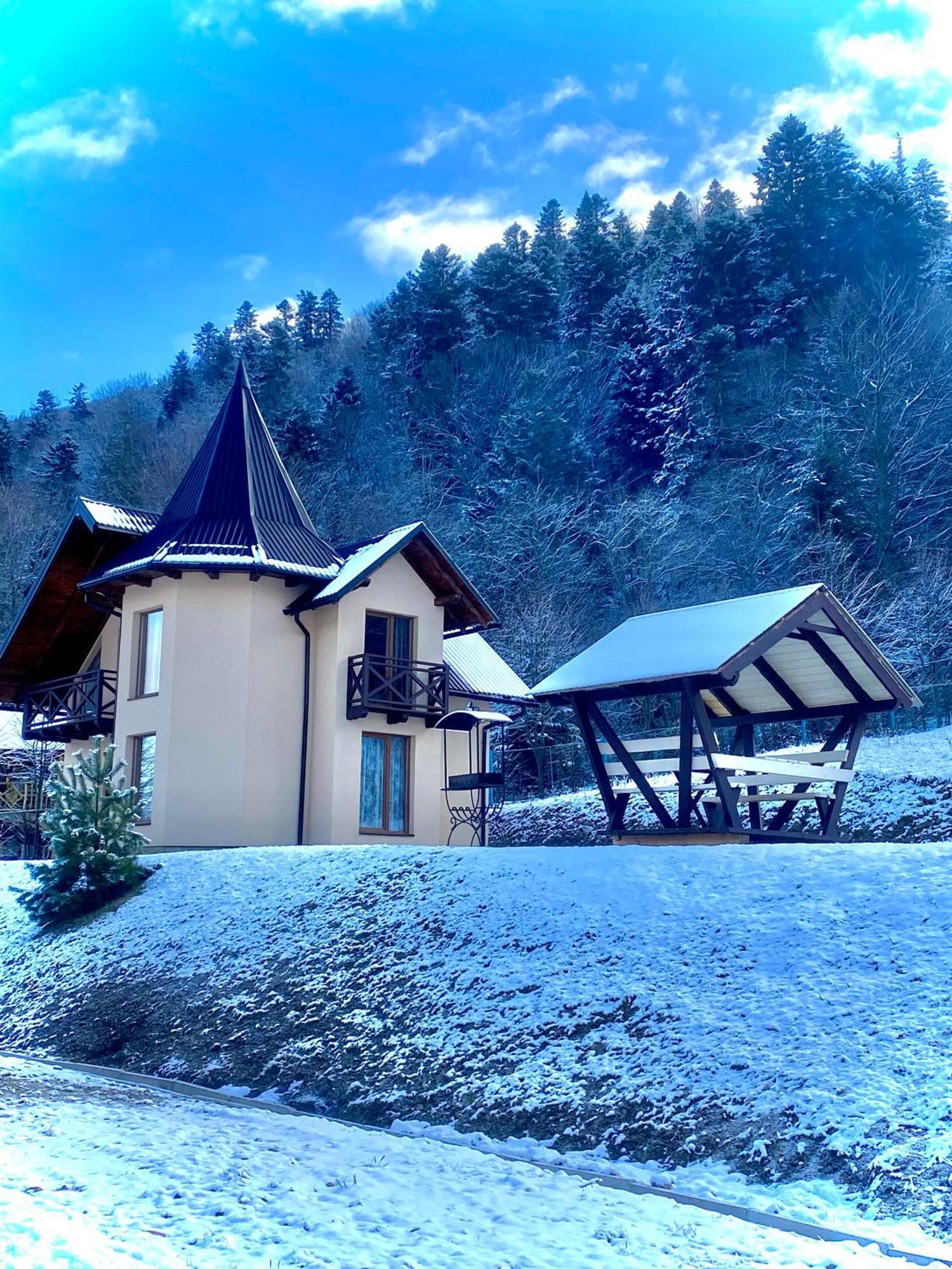Vila Лучка Mykulyčyn Exteriér fotografie