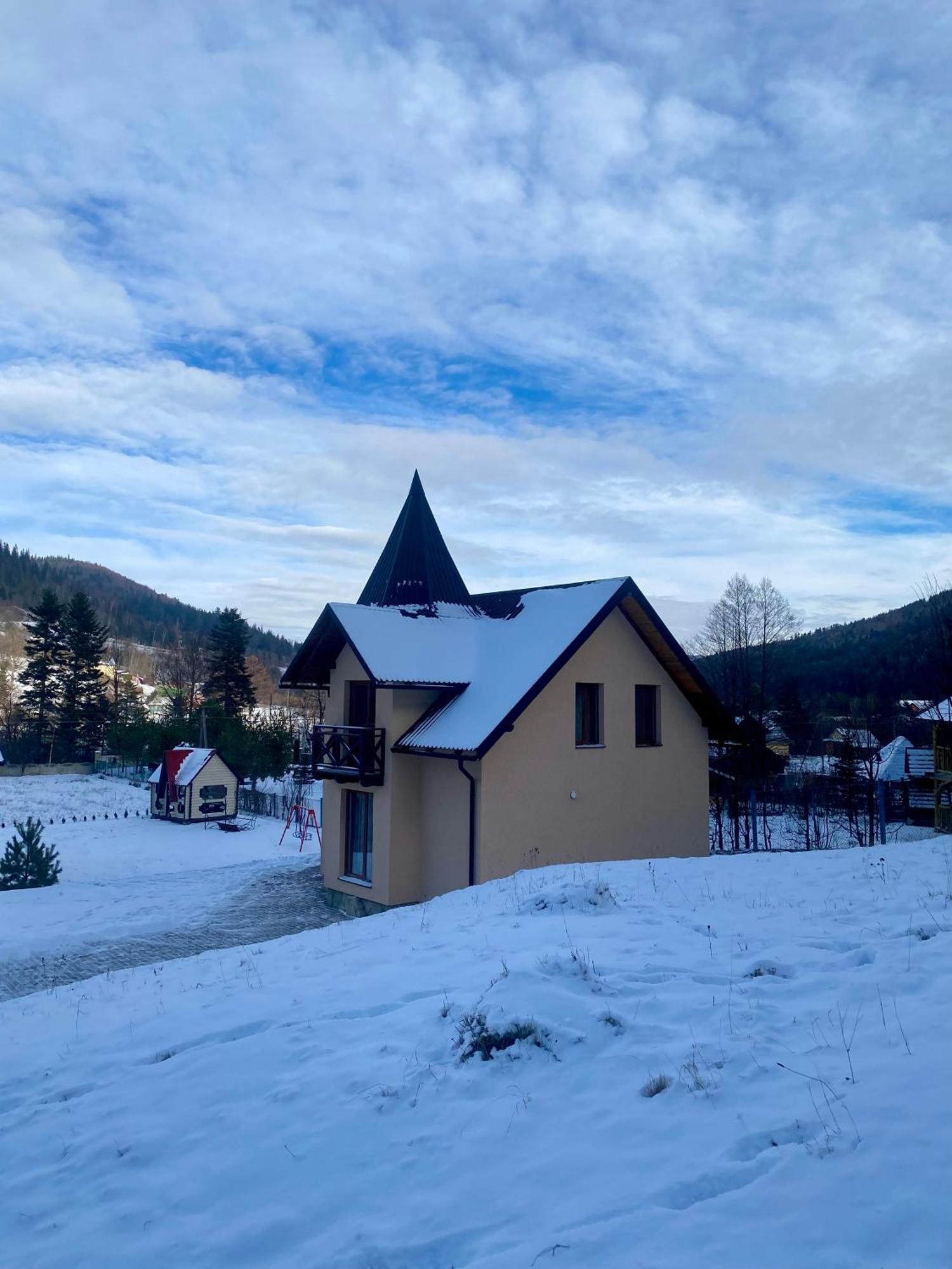Vila Лучка Mykulyčyn Exteriér fotografie