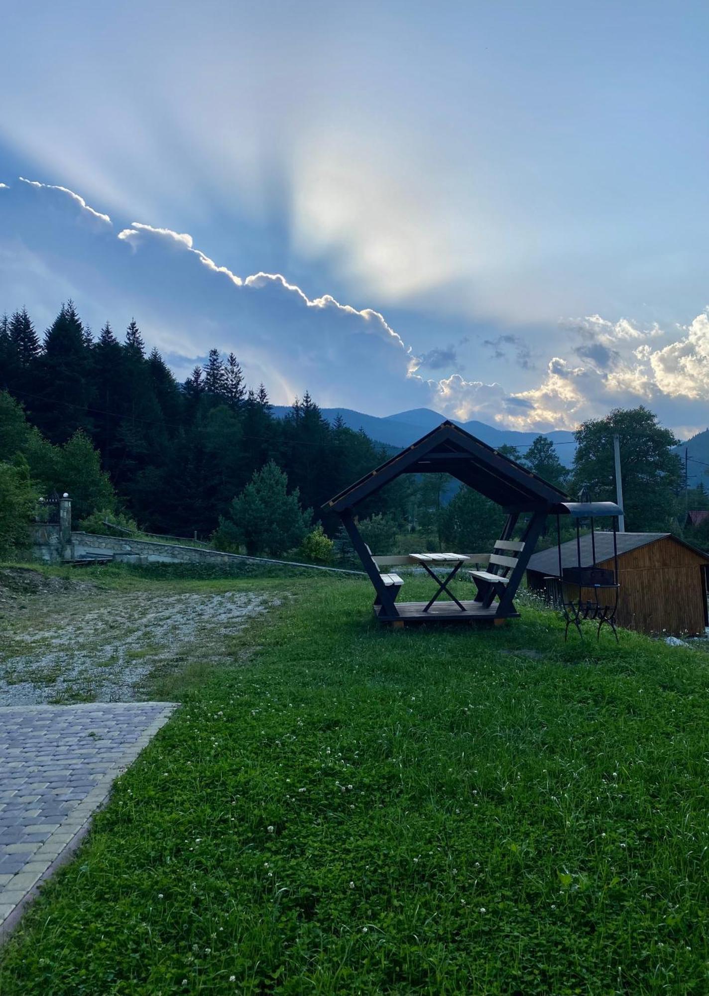 Vila Лучка Mykulyčyn Exteriér fotografie